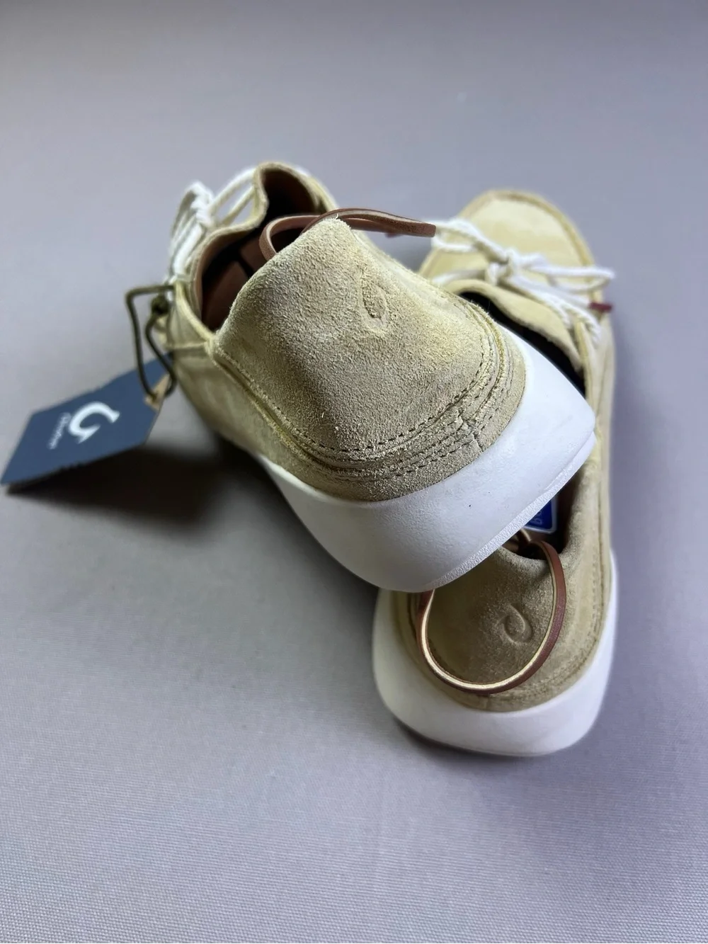 OluKai Ka'a Driver Suede Loafers Golden Sand Men's Size 10 10534-GSGS NWT